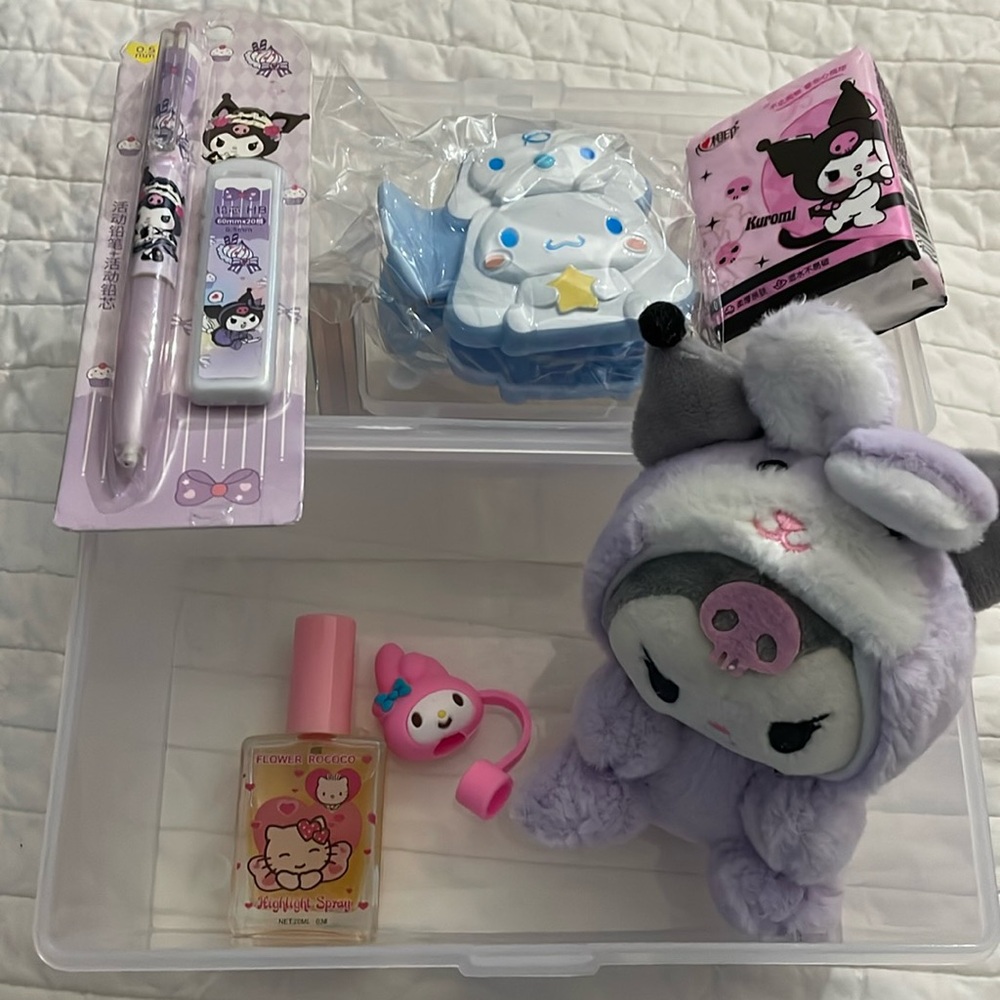 Sanrio Kuromi & Friends Plastic Storage Container & Accessories NEW